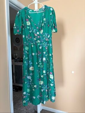 Green Floral Faux Wrap Midi Dress